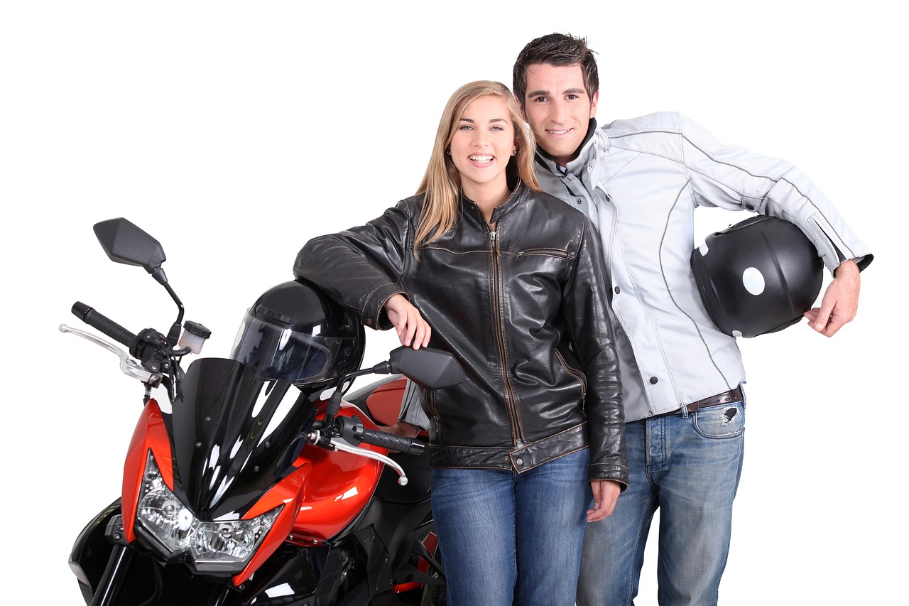 Jakie wyposażenie należy nabyć wraz z zakupem motocykla?